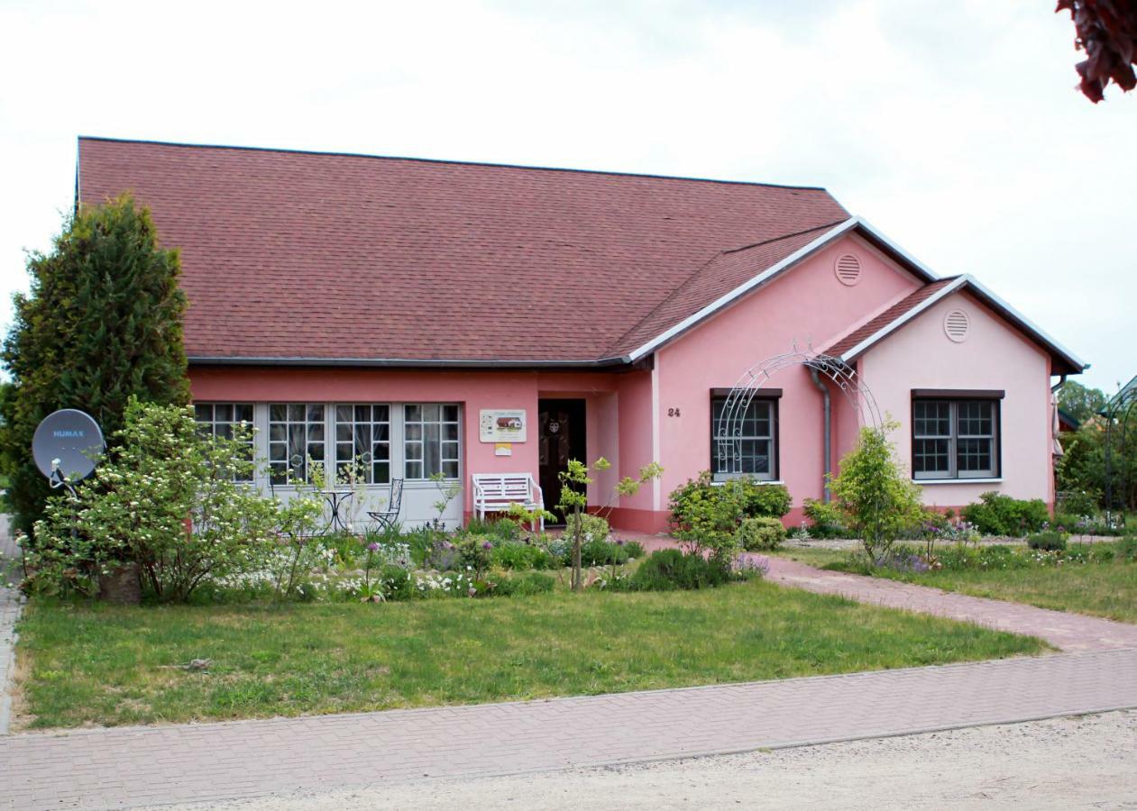 Ferienhaus Friedrichswalde Luaran gambar